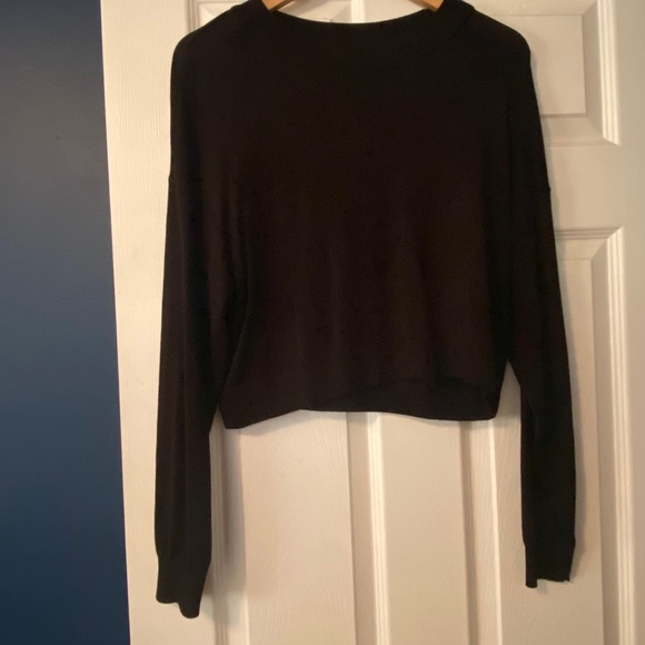 H & M Divided Sweater - Picture 4 of 5